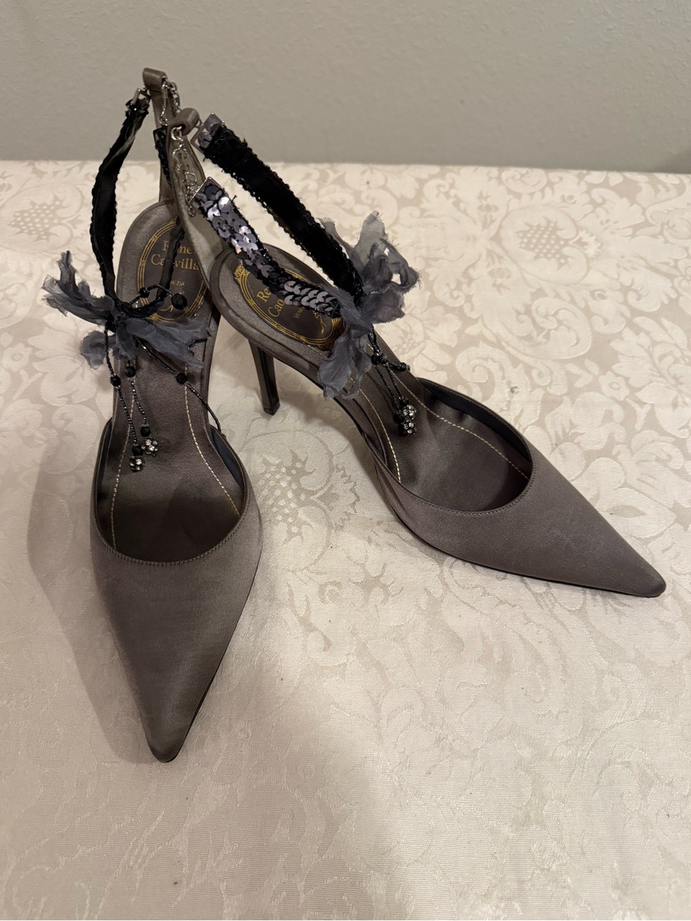 René Caovilla Satin Slingback Gray Taupe Beaded Floral Heels EU 38 Made in Italy - Picture 12 of 15